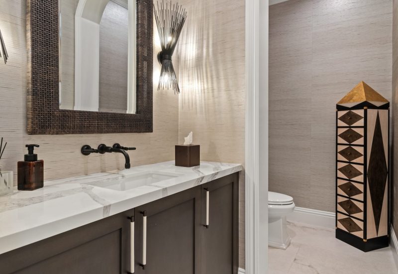 5_BATHROOM_1-scaled